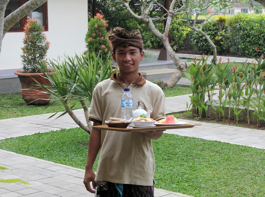 Nyoman Sandi Guest House Ubud  Luaran gambar