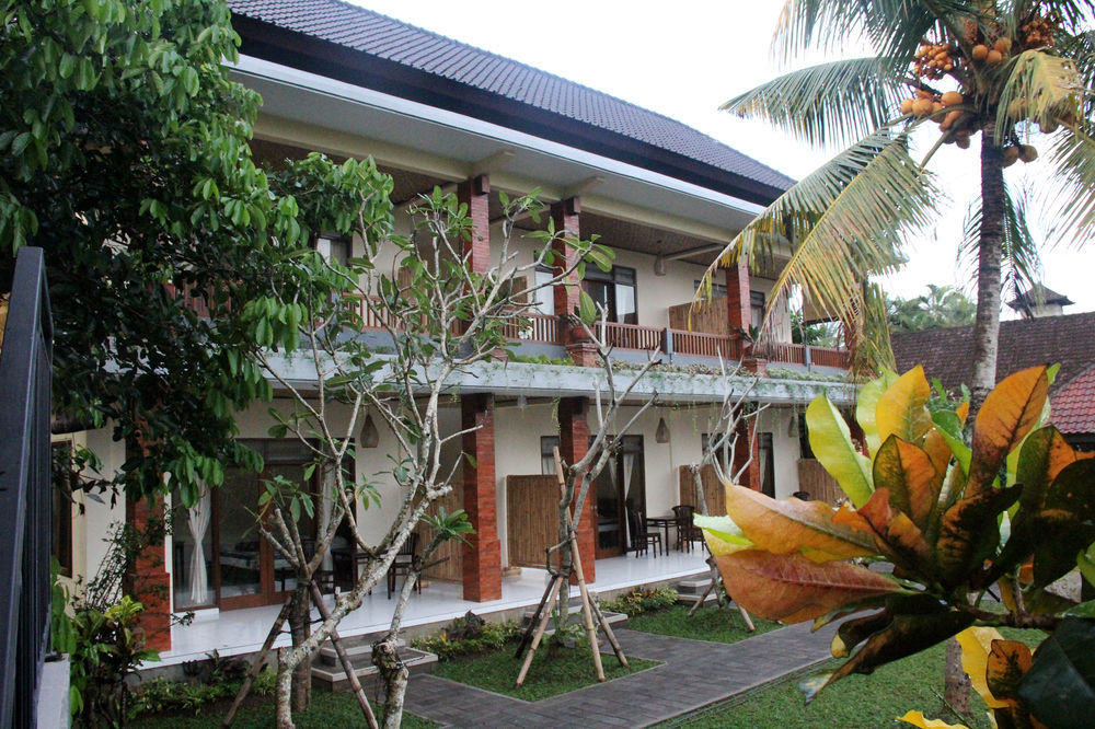 Nyoman Sandi Guest House Ubud  Luaran gambar