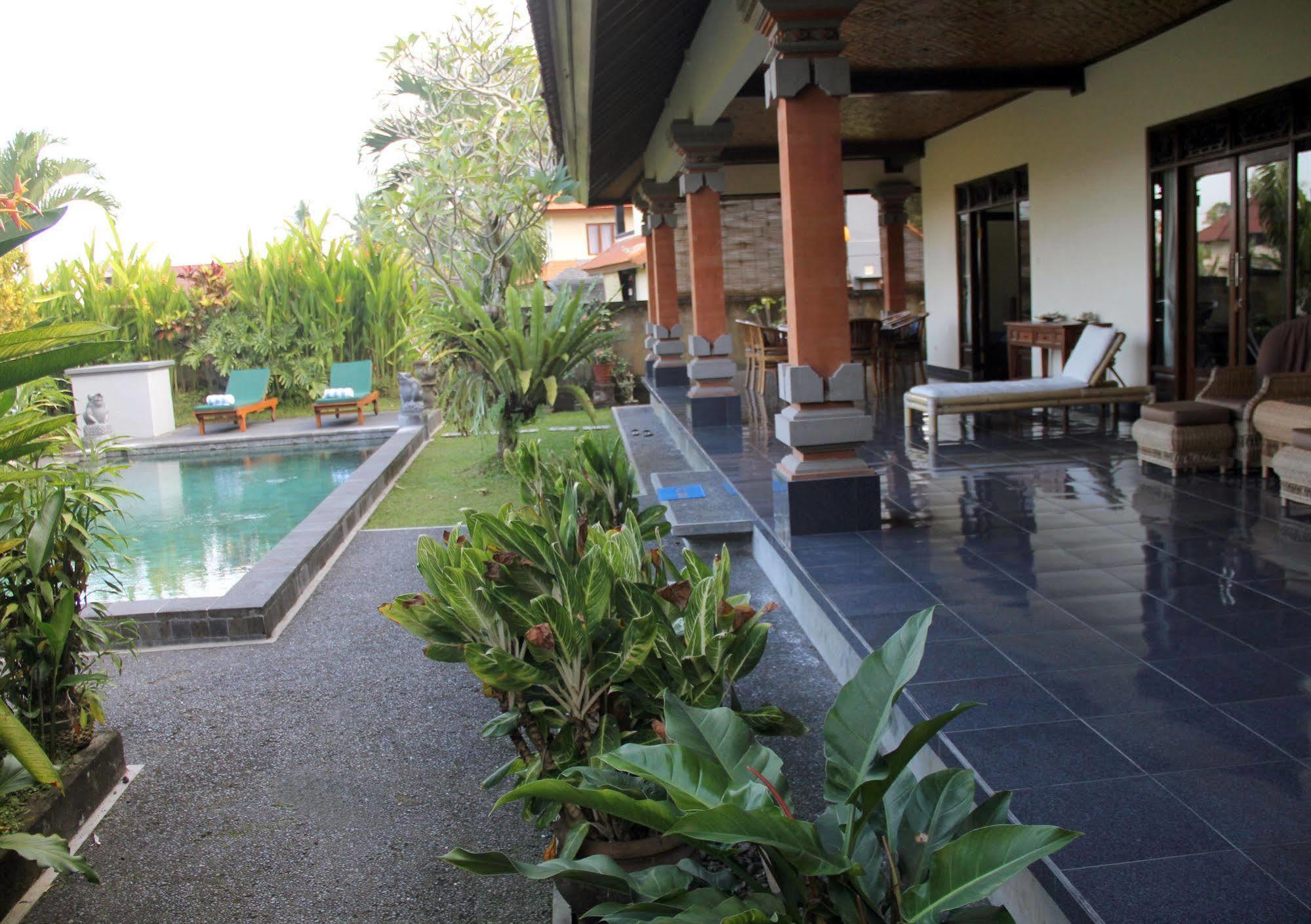 Nyoman Sandi Guest House Ubud  Luaran gambar