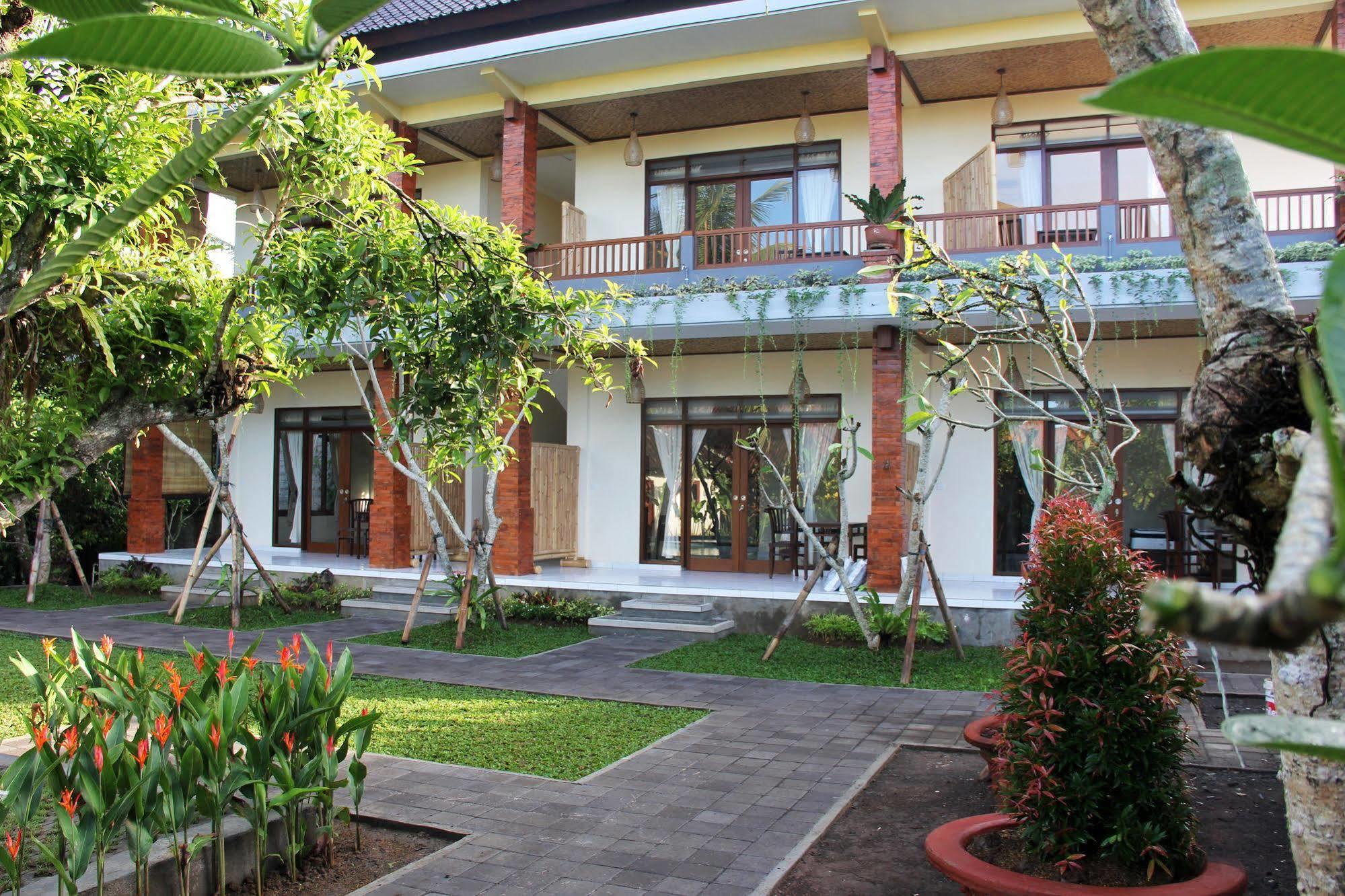 Nyoman Sandi Guest House Ubud  Luaran gambar