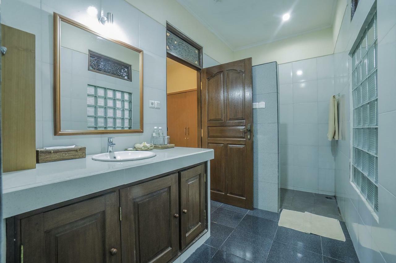 Nyoman Sandi Guest House Ubud  Luaran gambar